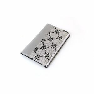 It seems like you are referring to a product, possibly an address book with the dimensions of 18 x 9.5 cm. This product might be available in assorted colors and may have a...