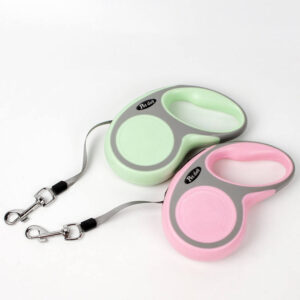 This product appears to be a retractable dog leash designed for pets. It has a length of 5 meters and is suitable for dogs weighing up to 33 pounds. The dimensions of the leash...