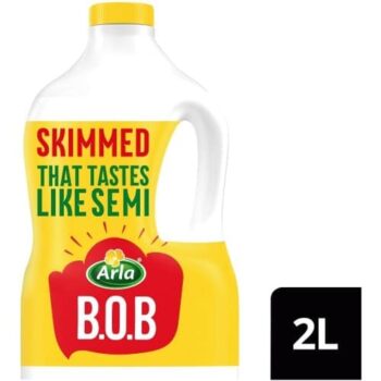 Arla Bob Skimmed Milk Tastes like Semi Skimmed (2 Litre)