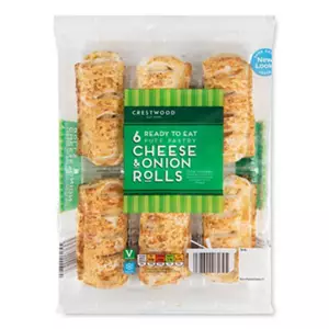 Cheese & Onion Rolls 6 Pack