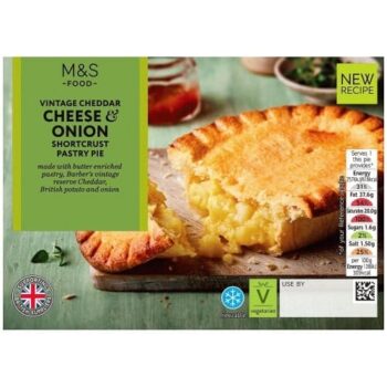 M&S Cheddar Cheese & Onion Shortcrust Pastry Pie (200g)