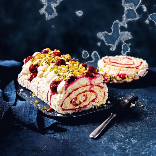 M&S Collection Raspberry & Pistachio Roulade Frozen (580g)