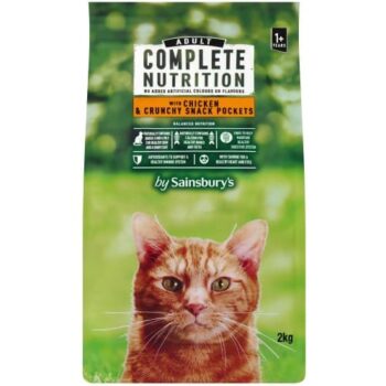 Sainsbury's Adult Complete Nutrition with Chicken & Crunchy Snack Pockets Cat Food 1+ Years (2kg)