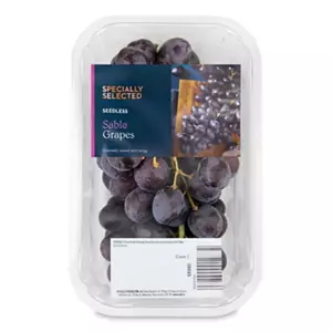 Seedless Sable Grapes