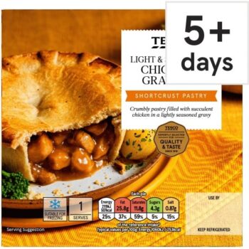 Tesco Chicken & Gravy Shortcrust Pie (200g)