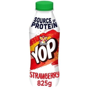 Yoplait Strawberry Flavour Yogurt Drink (825g)