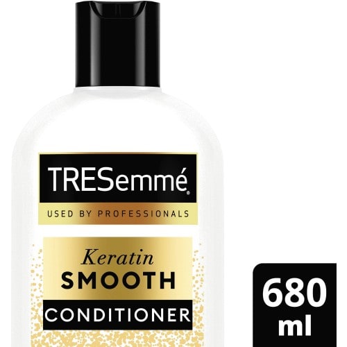 Tresemme KERATIN SMOOTH Conditioner for Frizz Control & Shine (680ml)